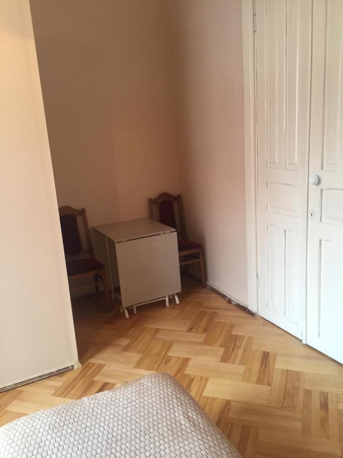 Apartamento Host N1 Kutaisi Exterior foto